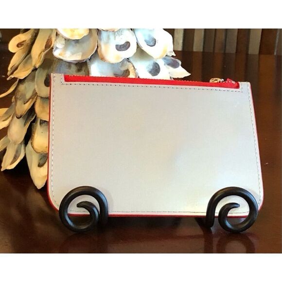 MARC JACOBS - NWOT - Card Case/Key Pouch in Smooth Silver Leather with Red Trim - Picture 8 of 14